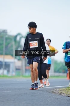 Runner Photo 4835766