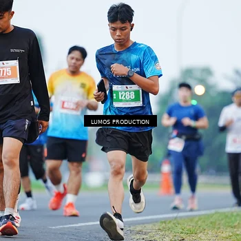 Runner Photo 4835872