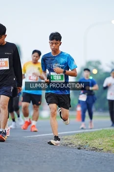 Runner Photo 4836003