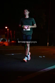 Runner Photo 4836139