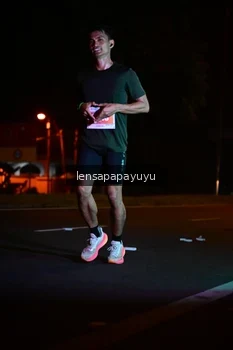 Runner Photo 4836155