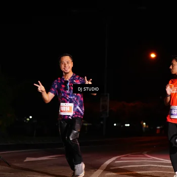 Runner Photo 4836875