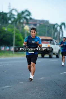 Runner Photo 4837236