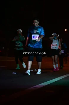 Runner Photo 4837339
