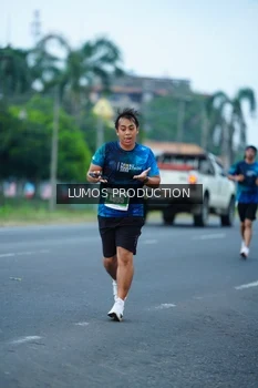 Runner Photo 4837363