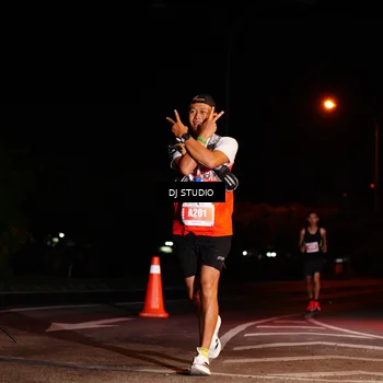 Runner Photo 4837388