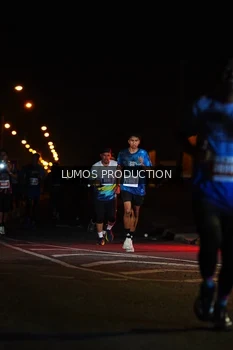 Runner Photo 4837390