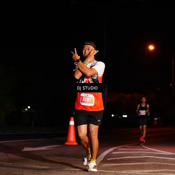 Runner Photo 4837393