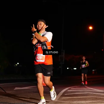 Runner Photo 4837408