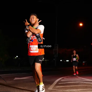 Runner Photo 4837410