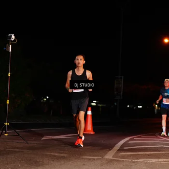 Runner Photo 4837419