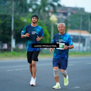 Runner Photo 4837616