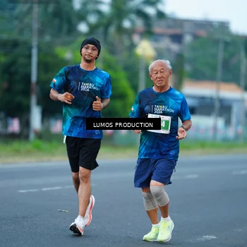 Runner Photo 4837634