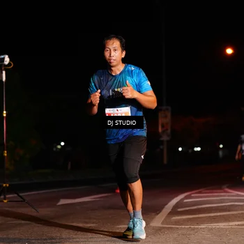 Runner Photo 4837943