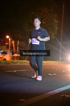 Runner Photo 4837946