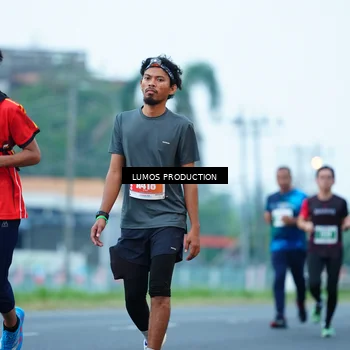 Runner Photo 4840486