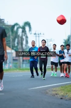 Runner Photo 4840613
