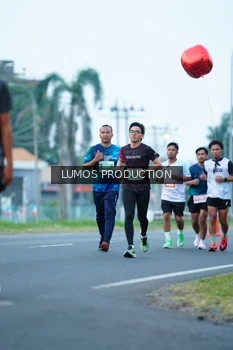 Runner Photo 4840625