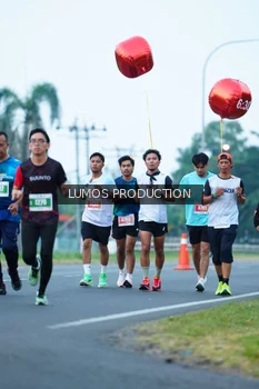 Runner Photo 4840714