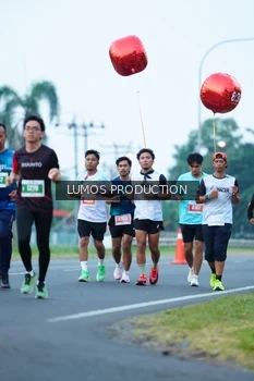 Runner Photo 4840736