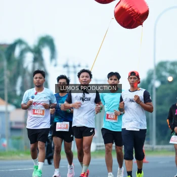 Runner Photo 4841293