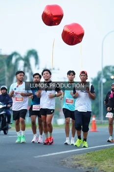 Runner Photo 4841309