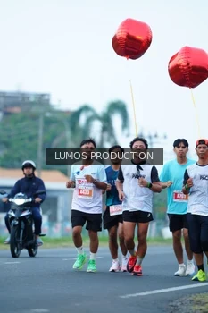 Runner Photo 4841371