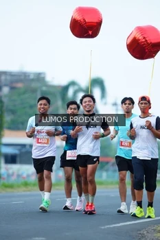 Runner Photo 4841375