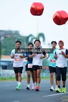Runner Photo 4841376