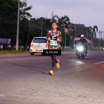 Runner Photo 4841876