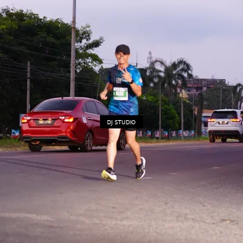 Runner Photo 4841913