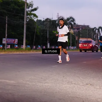 Runner Photo 4841916