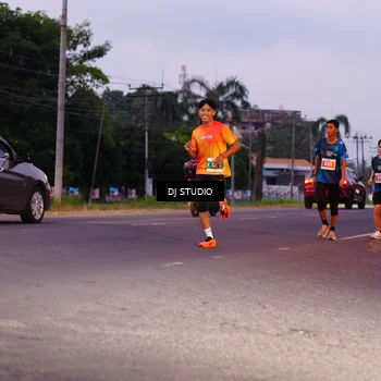 Runner Photo 4841975
