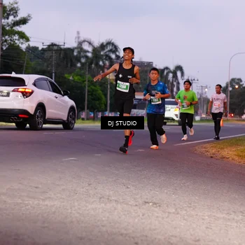 Runner Photo 4842048