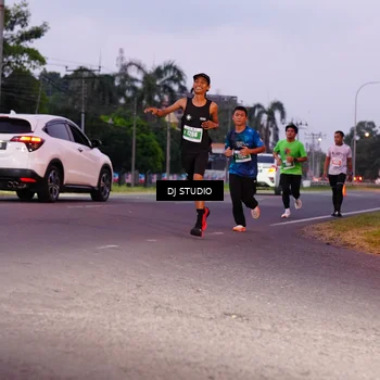 Runner Photo 4842054
