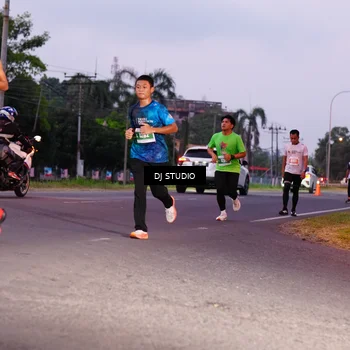 Runner Photo 4842066