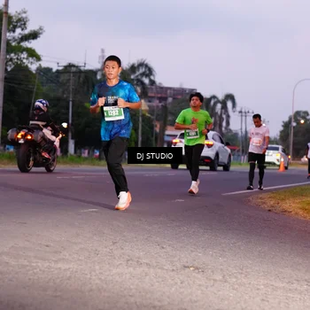 Runner Photo 4842078