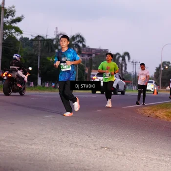Runner Photo 4842079