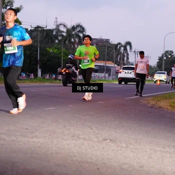 Runner Photo 4842094