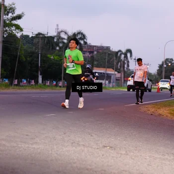 Runner Photo 4842105