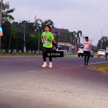 Runner Photo 4842112