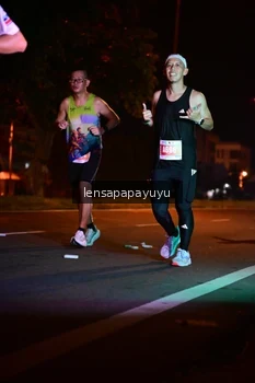 Runner Photo 4842116