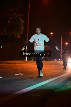 Runner Photo 4842174