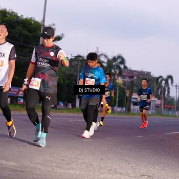 Runner Photo 4842184