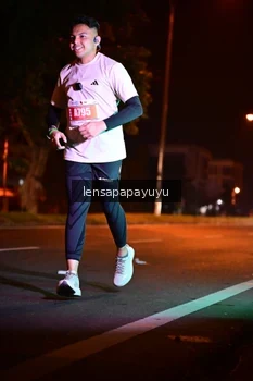 Runner Photo 4842189