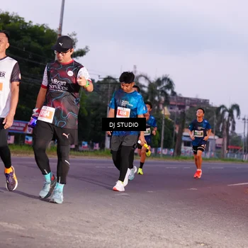 Runner Photo 4842192