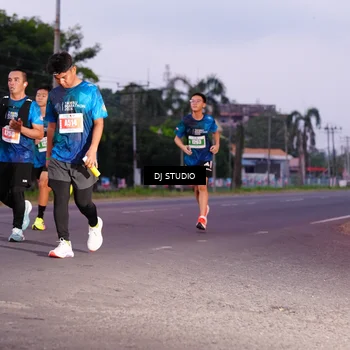 Runner Photo 4842210