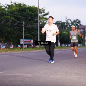 Runner Photo 4842419