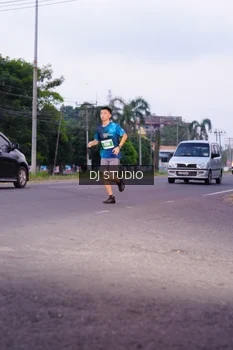 Runner Photo 4842486