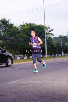 Runner Photo 4842505
